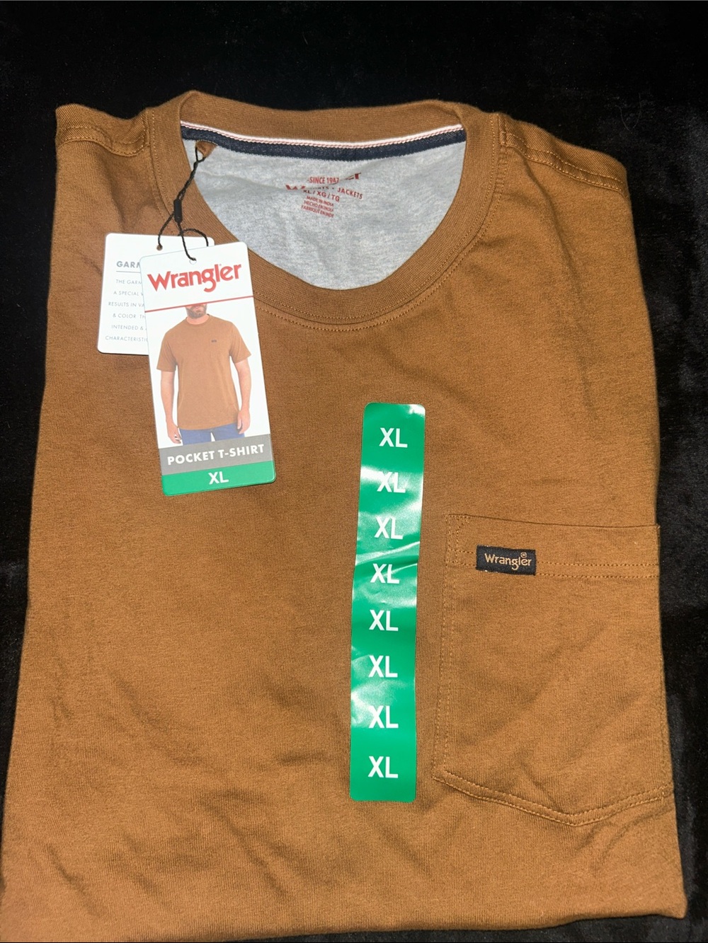 Wrangler Chest Pocket Tee in Caramel Brown